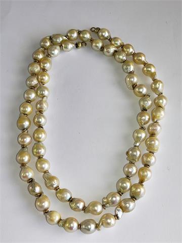 Perlenkette mit Goldgliedern, 750 Gelbgold